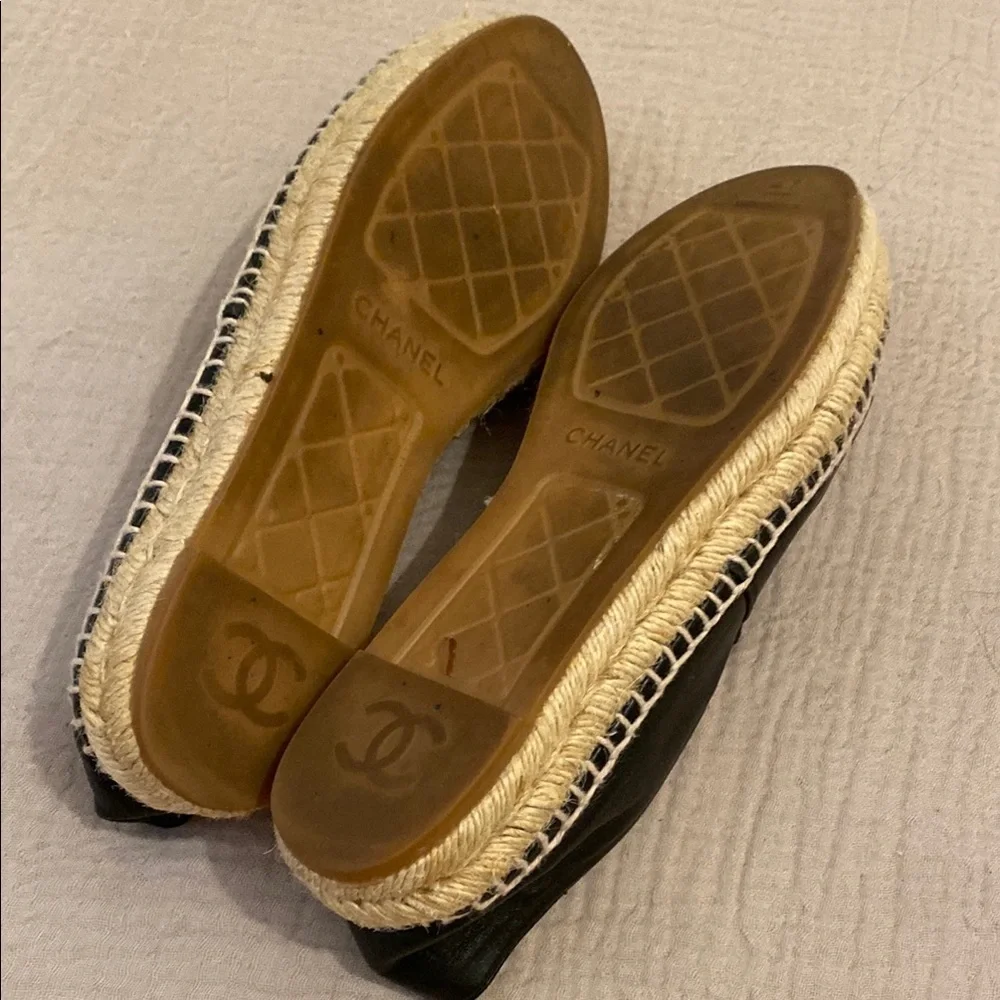 Chanel Black Leather Espadrille Flats. MG29762 Size 41